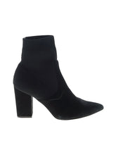 1 shoe size - 7 1/2