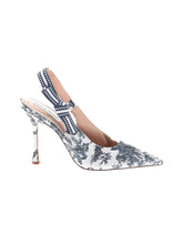 1 shoe size - 9