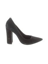 1 shoe size - 10