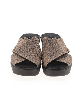 2 shoe size - 8 1/2