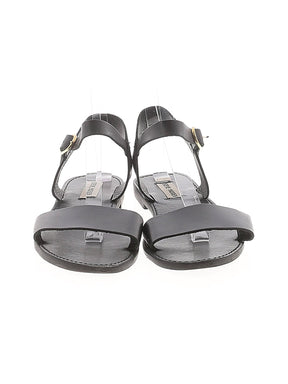 2 shoe size - 9