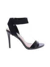 1 shoe size - 8