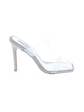 1 shoe size - 8