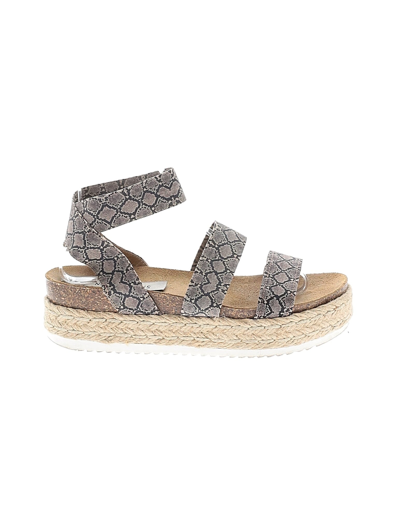 1 shoe size - 8